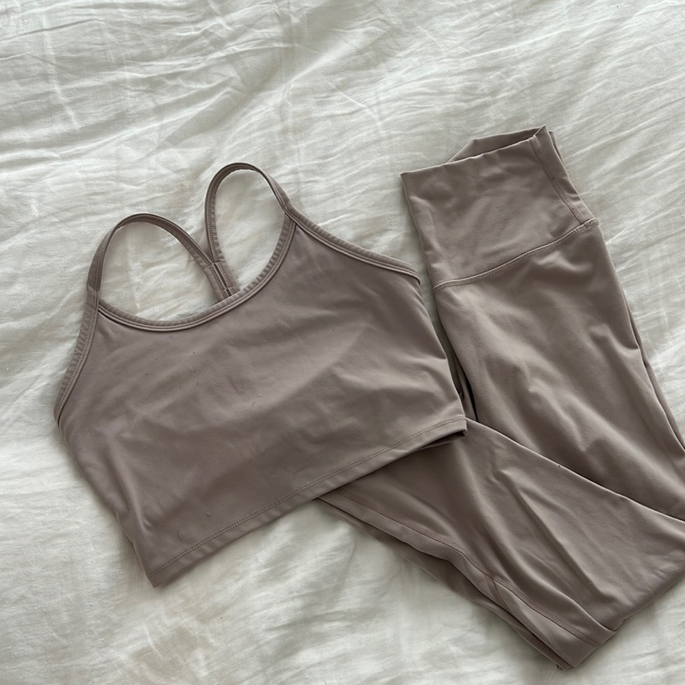 Sunzel beige workout set